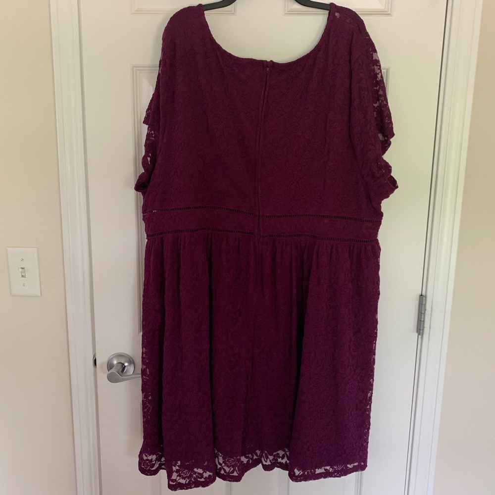 💜 Torrid Plum Lace Dress - Picture 5 of 7
